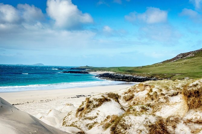 A white shell beach and turquoise shallows on the Isle of Harris